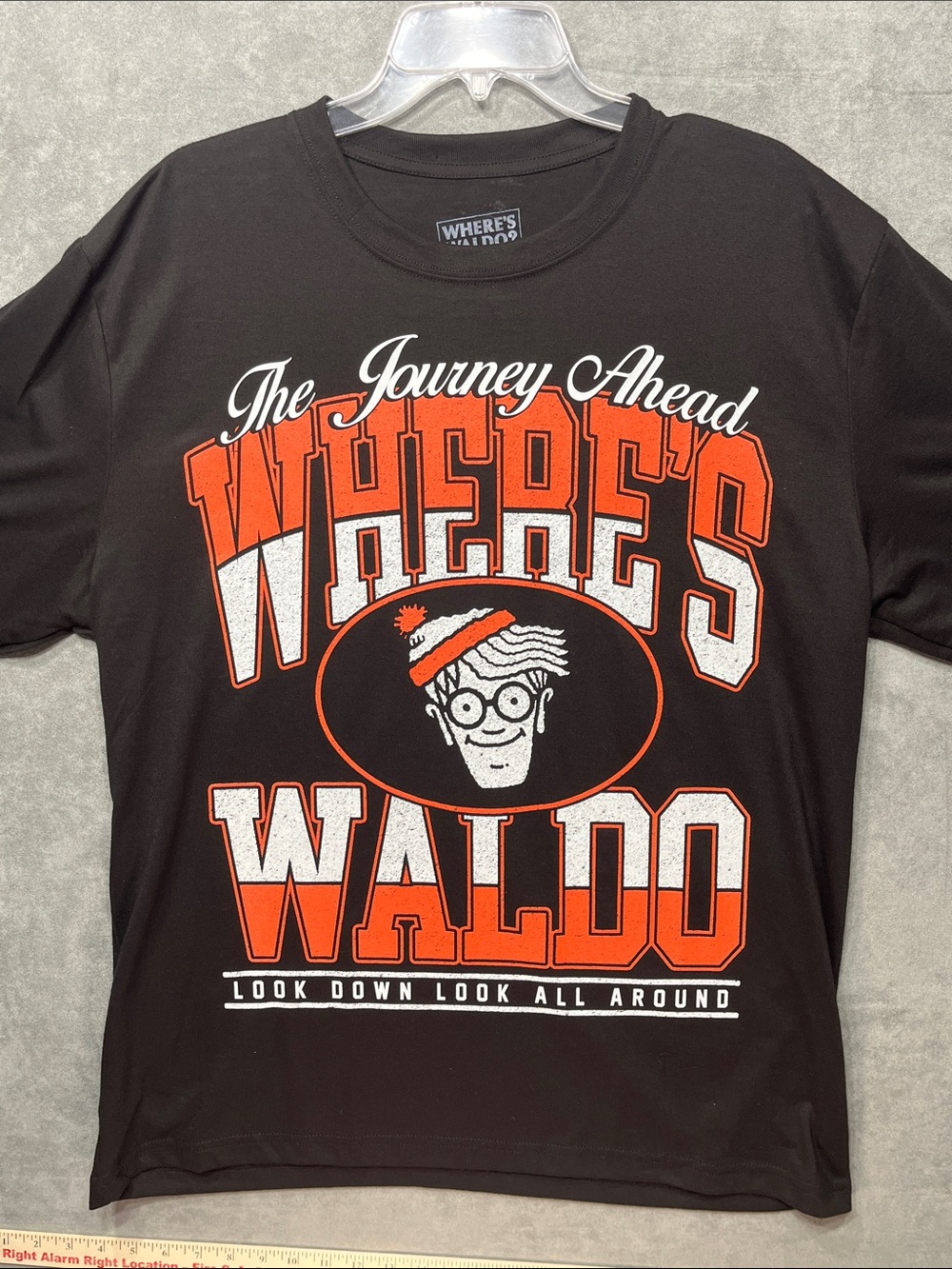Where’s Waldo Double Sided Graphic T Shirt Large Black Journey Ahead NWOT